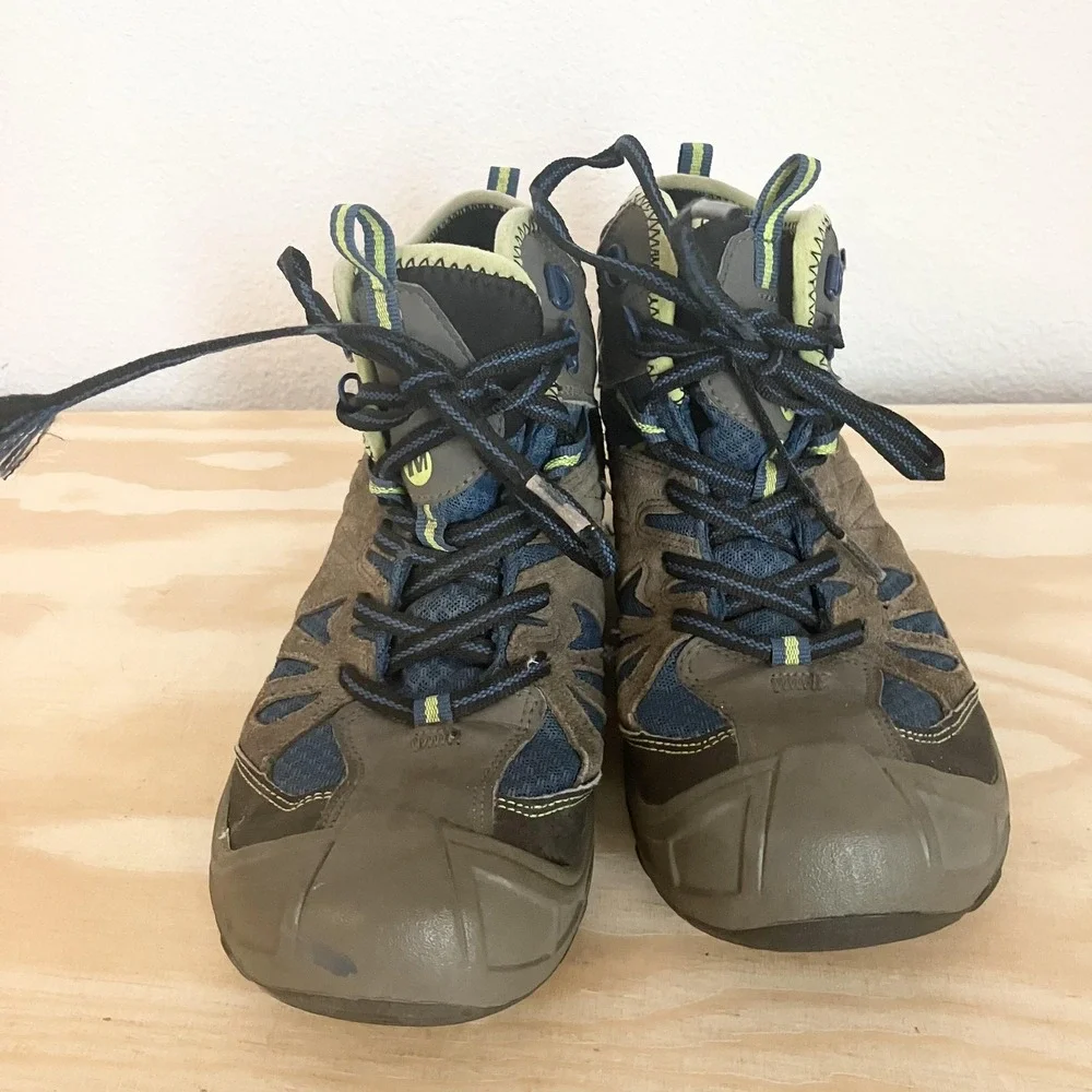 Merrell Capra Mid Waterproof Boots Boys Size 6 Multicolor Hiking Trail